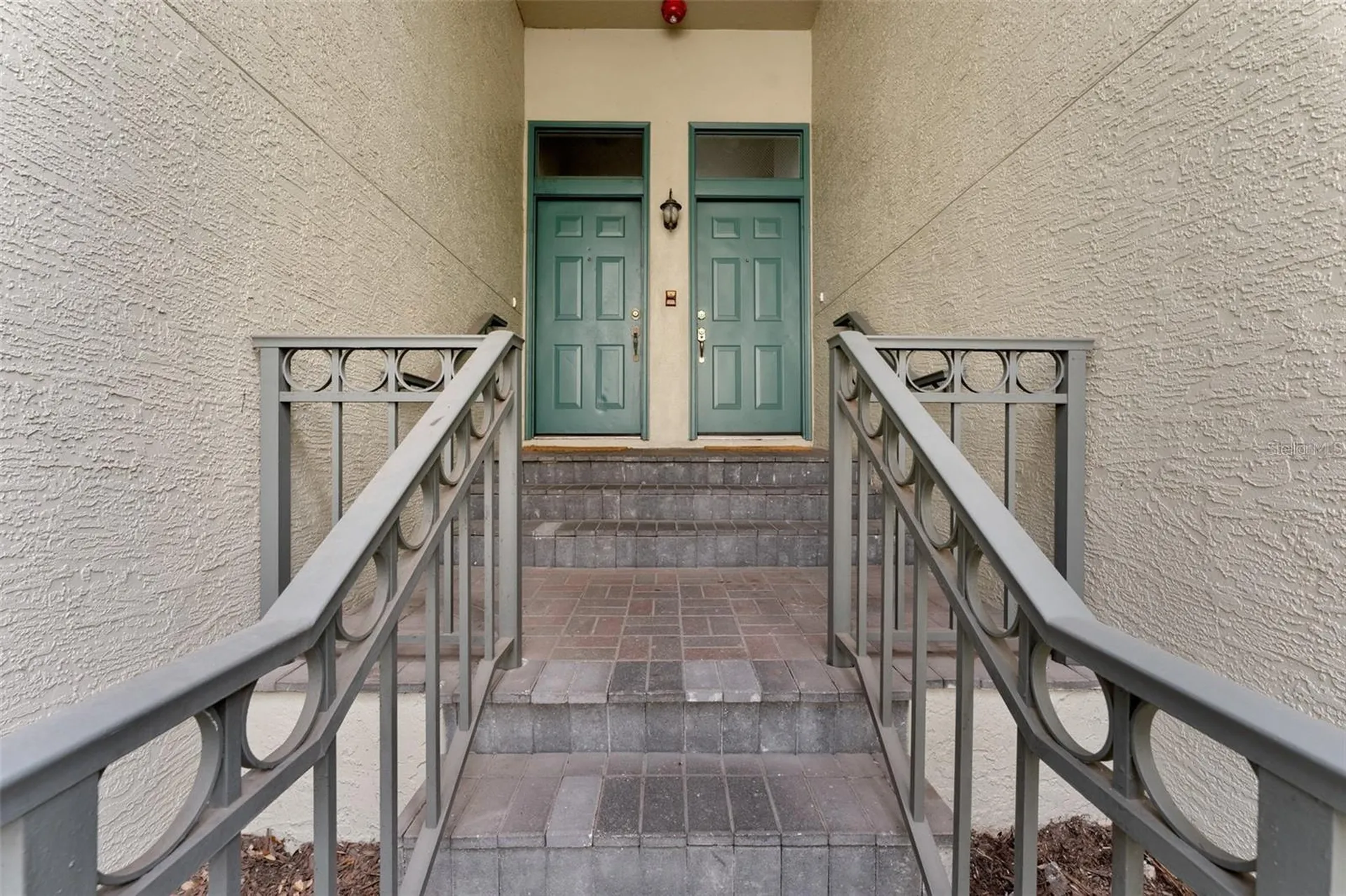724 Coral Reef Drive Tampa FL 33602