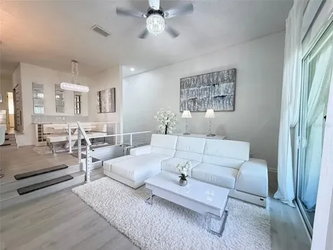 724 Coral Reef Drive Tampa FL 33602