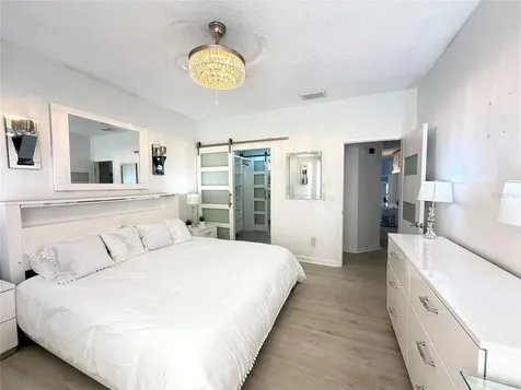 724 Coral Reef Drive Tampa FL 33602