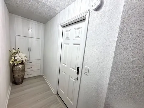 724 Coral Reef Drive Tampa FL 33602