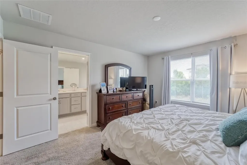 11540 Rolling Green Drive Bradenton FL 34211