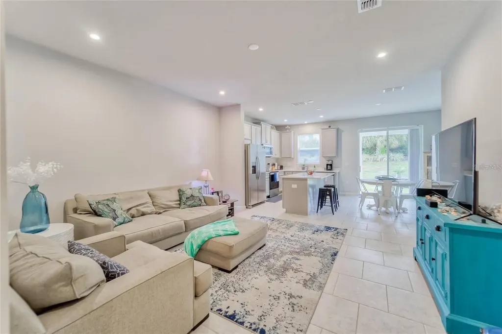 11540 Rolling Green Drive Bradenton FL 34211