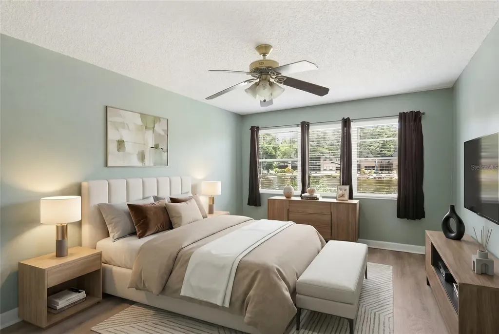 6070 80th Street N St Petersburg FL 33709