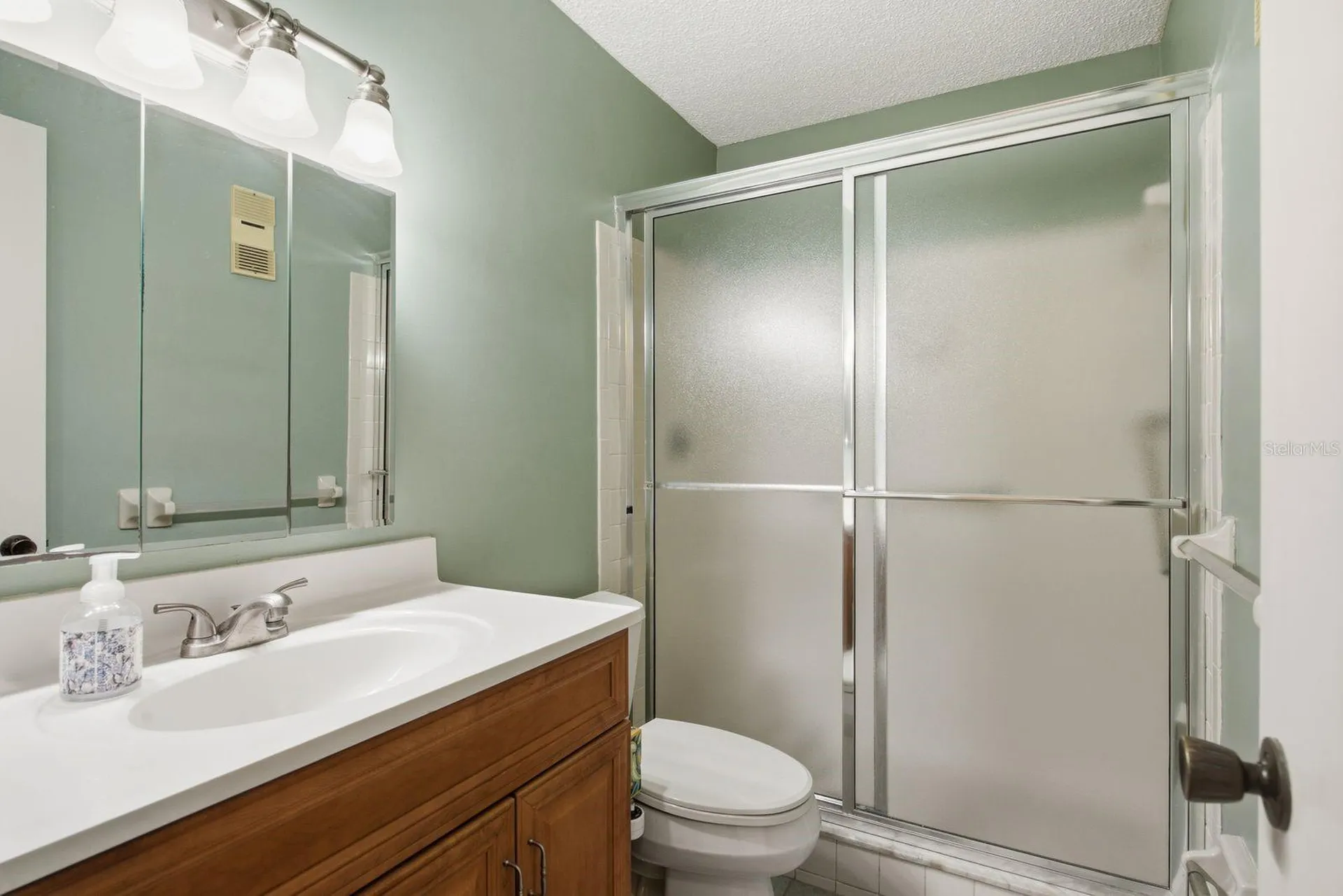 6070 80th Street N St Petersburg FL 33709