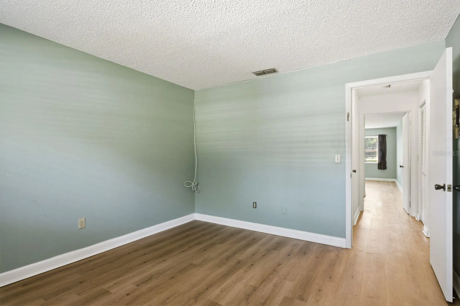 6070 80th Street N St Petersburg FL 33709