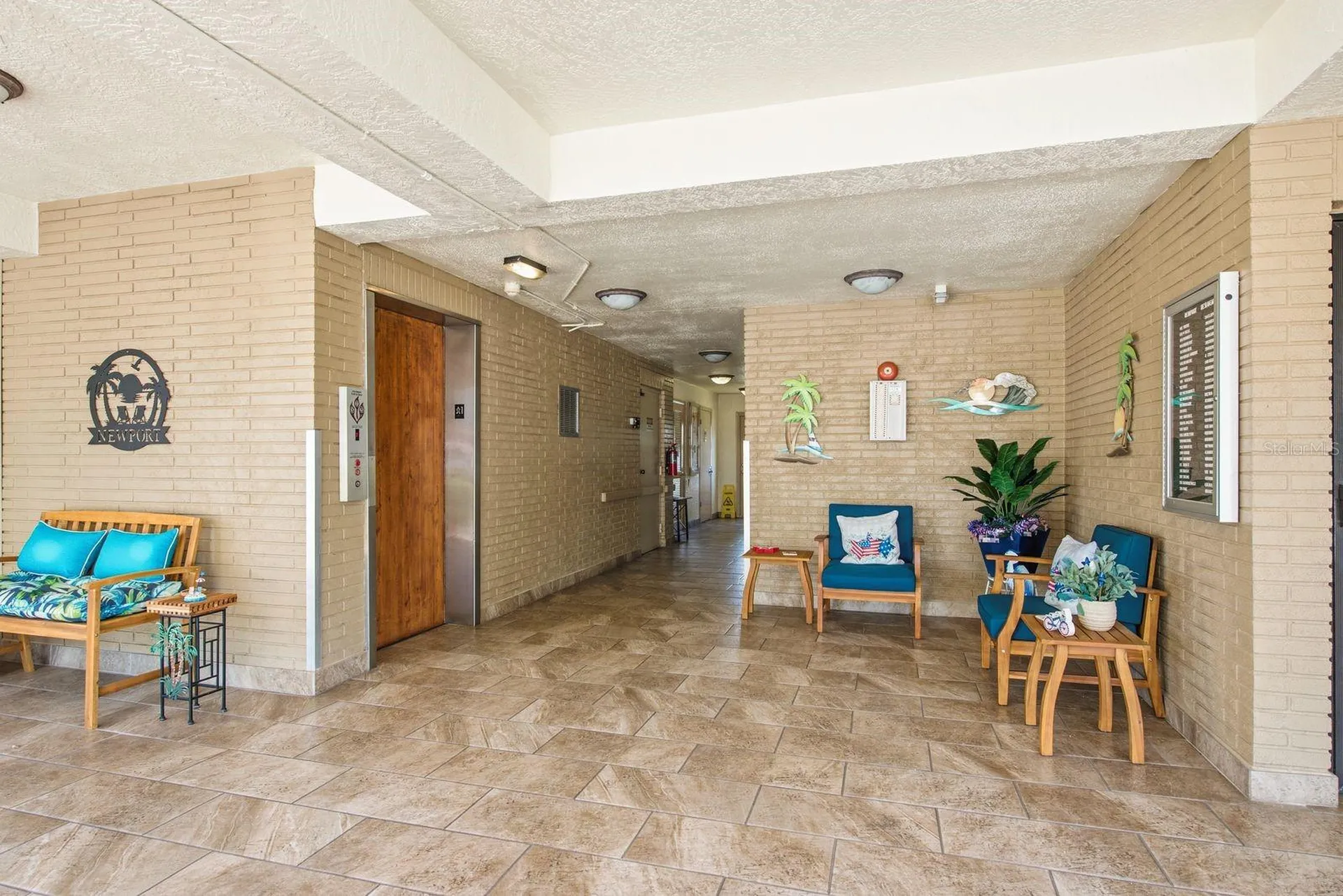 6070 80th Street N St Petersburg FL 33709
