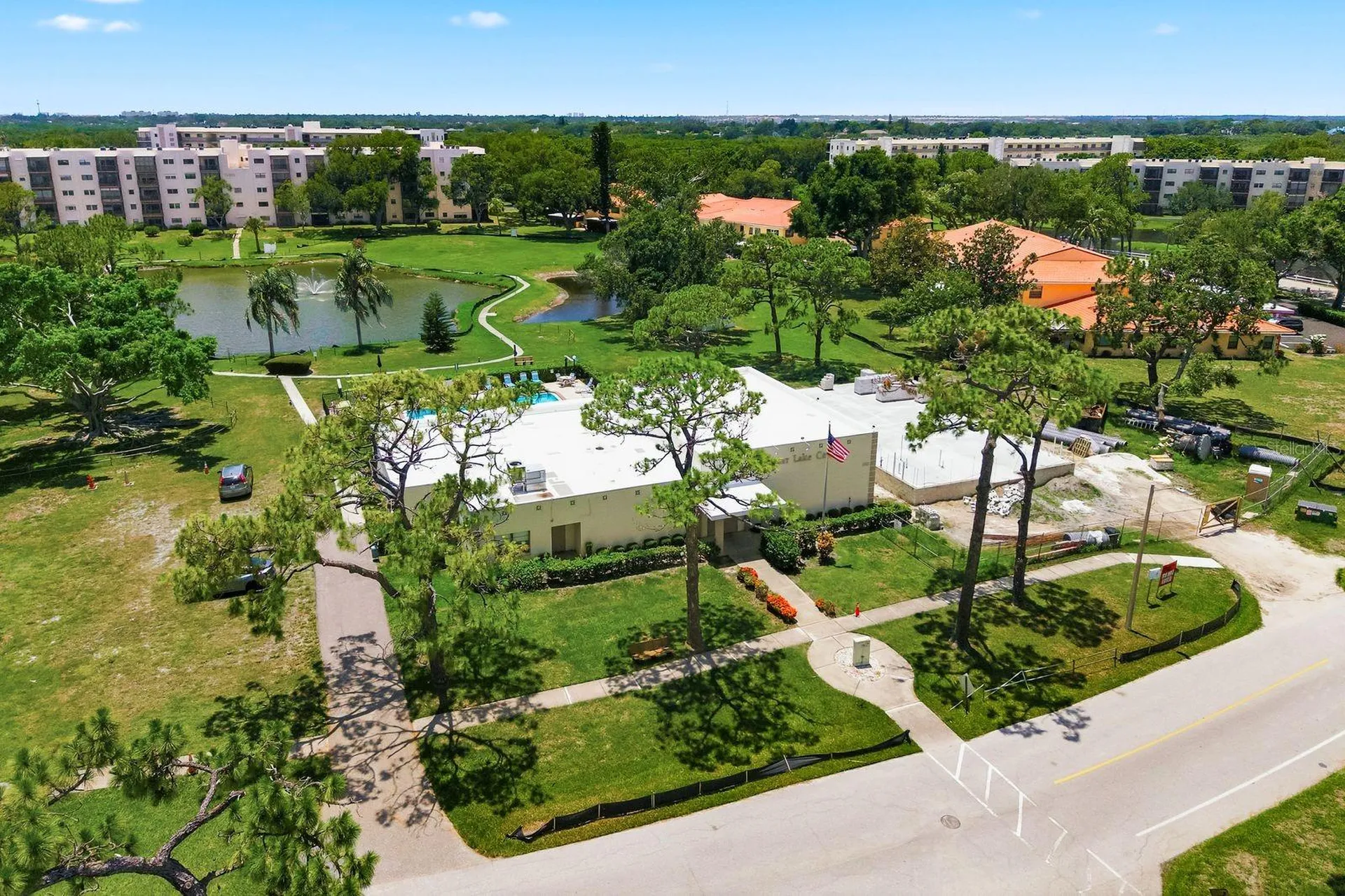 6070 80th Street N St Petersburg FL 33709