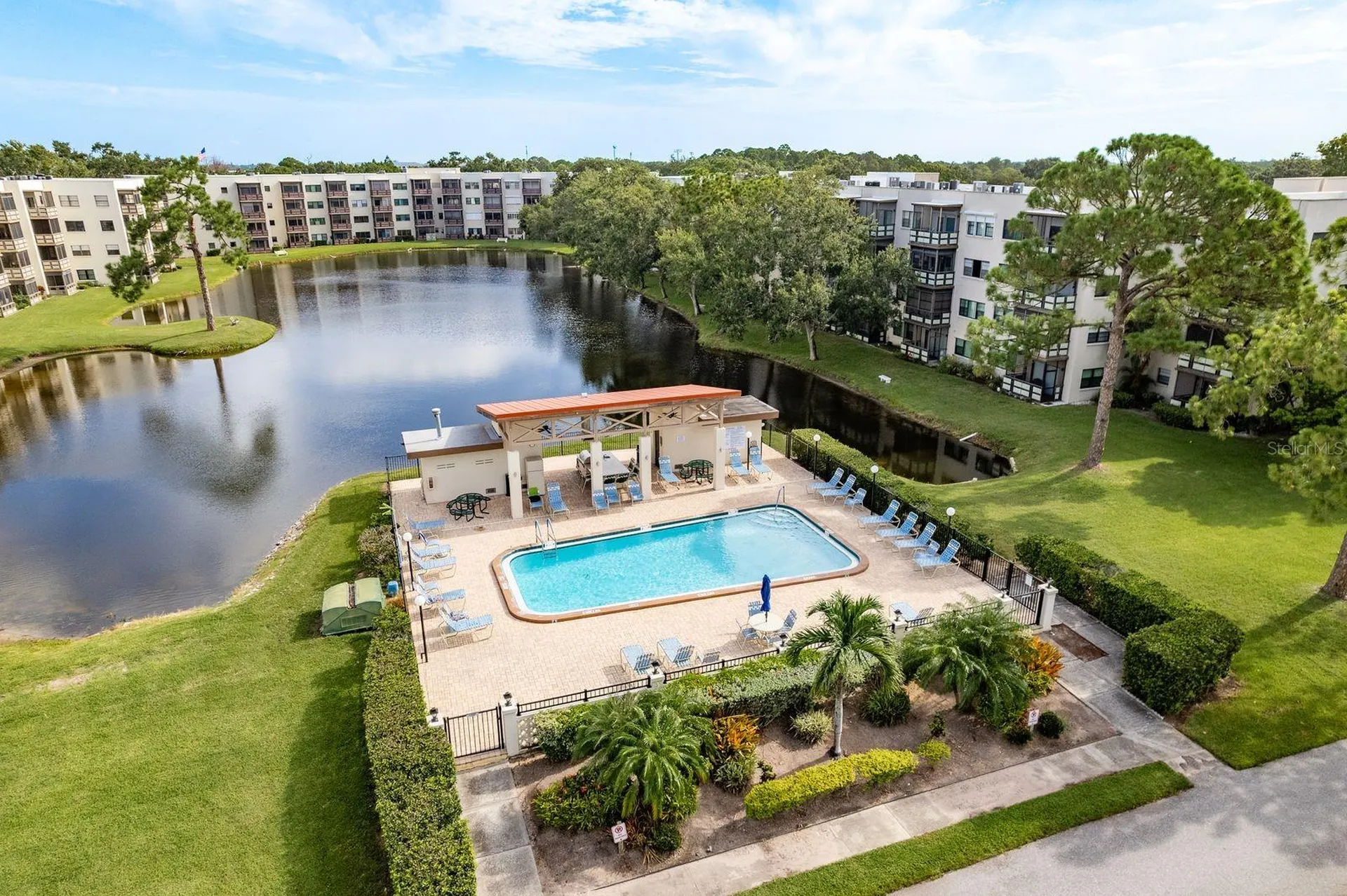 6070 80th Street N St Petersburg FL 33709