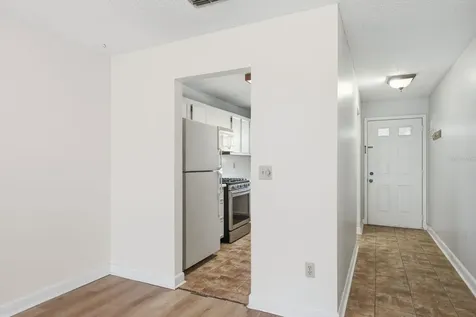 6070 80th Street N St Petersburg FL 33709