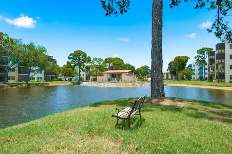 6070 80th Street N St Petersburg FL 33709
