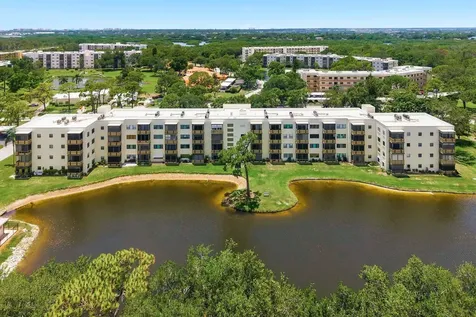 6070 80th Street N St Petersburg FL 33709
