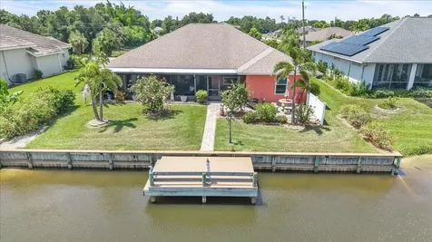 11614 SW Courtly Manor Drive Lake Suzy FL 34269