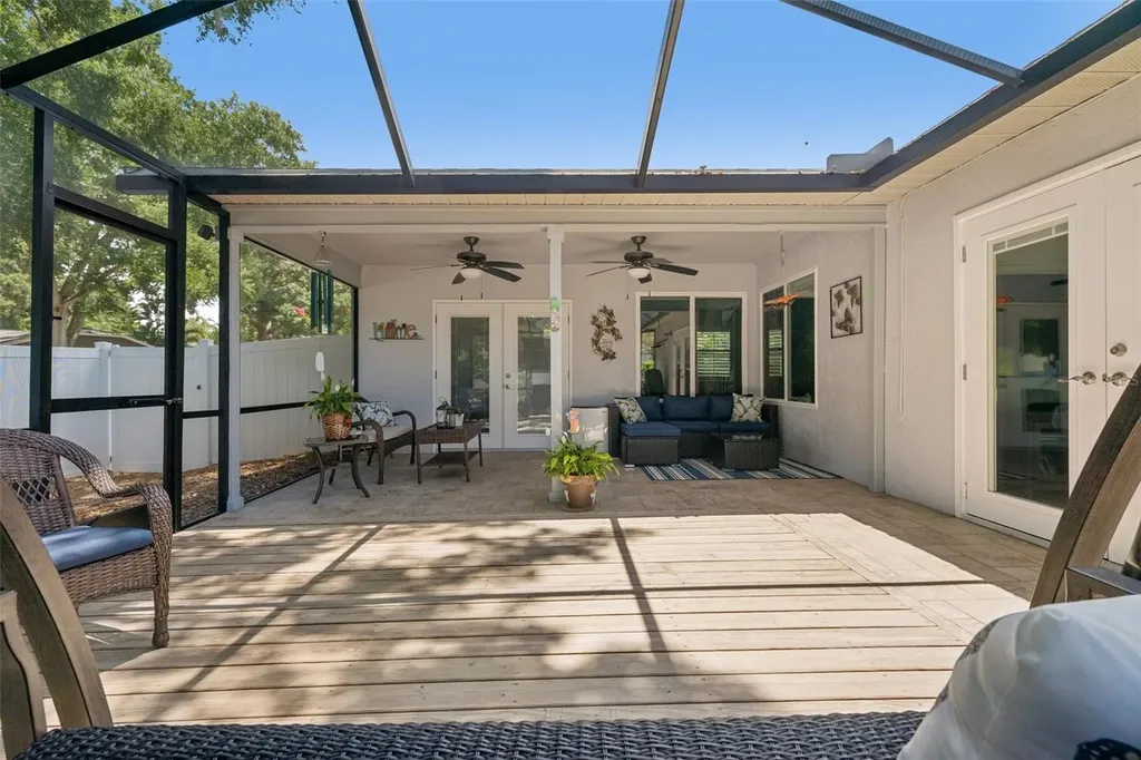 2521 Gulfbreeze Circle Palm Harbor FL 34683