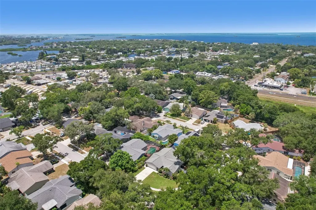 2521 Gulfbreeze Circle Palm Harbor FL 34683