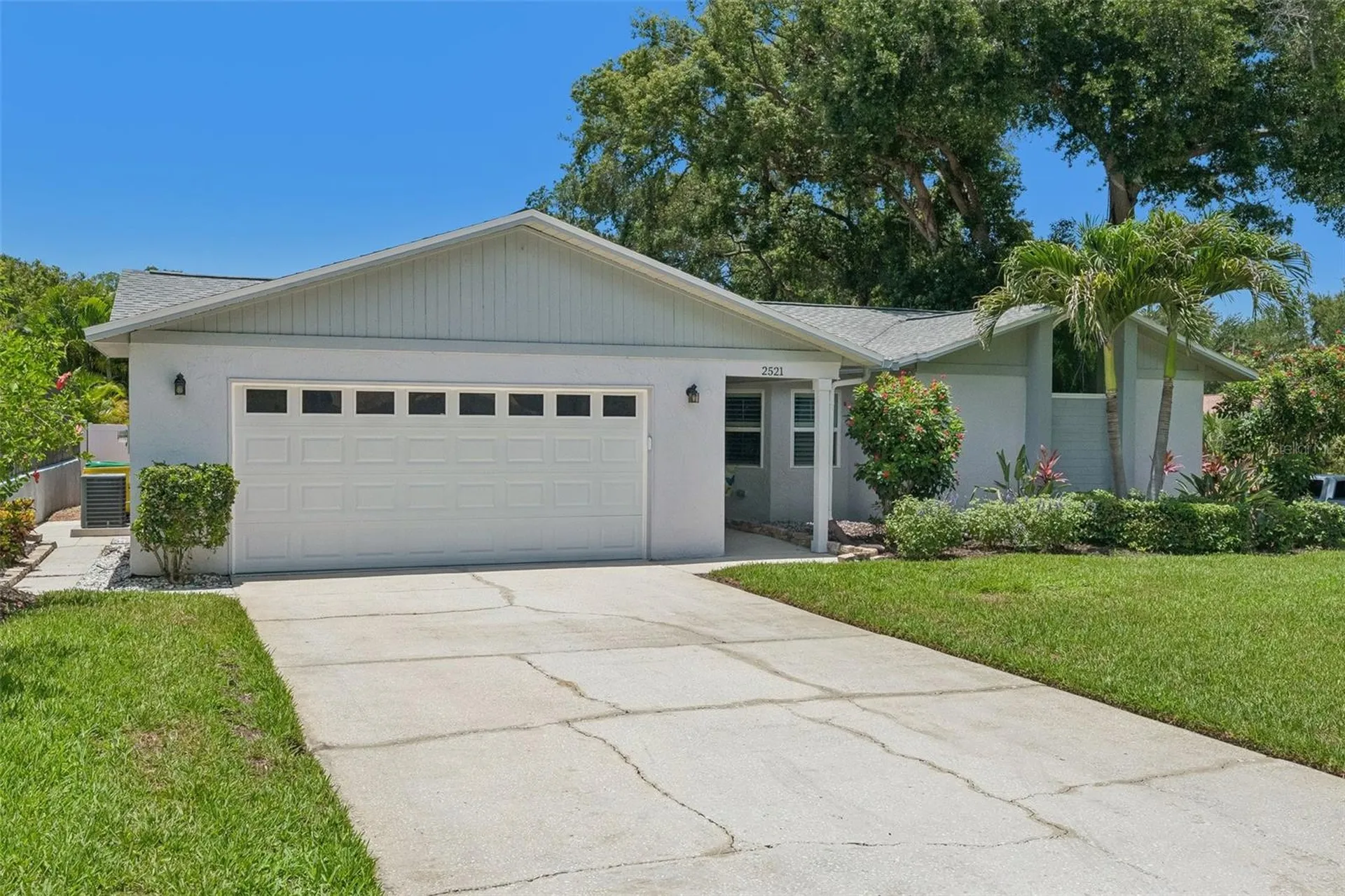 2521 Gulfbreeze Circle Palm Harbor FL 34683