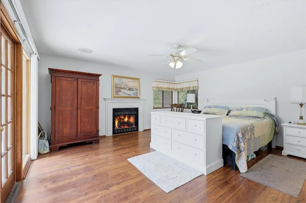 1063 Greystone Lane Sarasota FL 34232