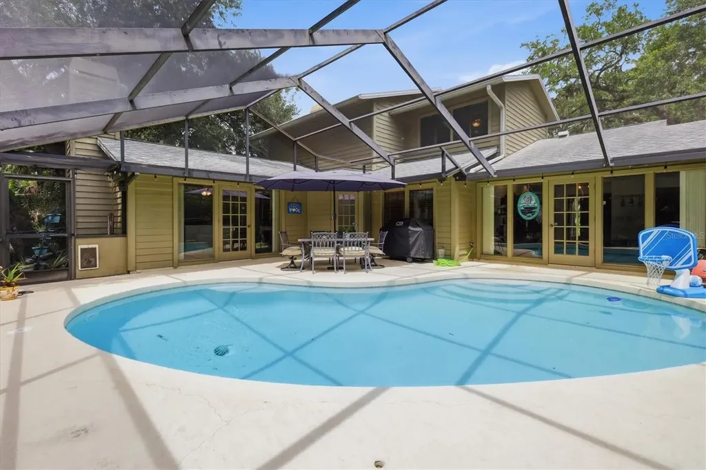 1063 Greystone Lane Sarasota FL 34232