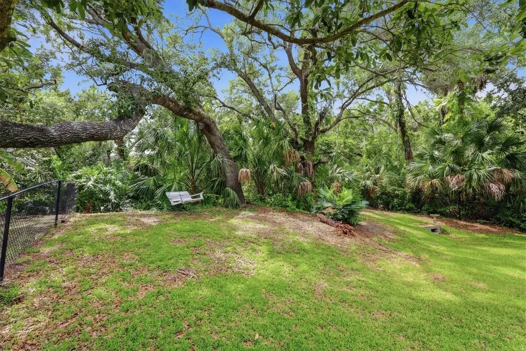 1063 Greystone Lane Sarasota FL 34232