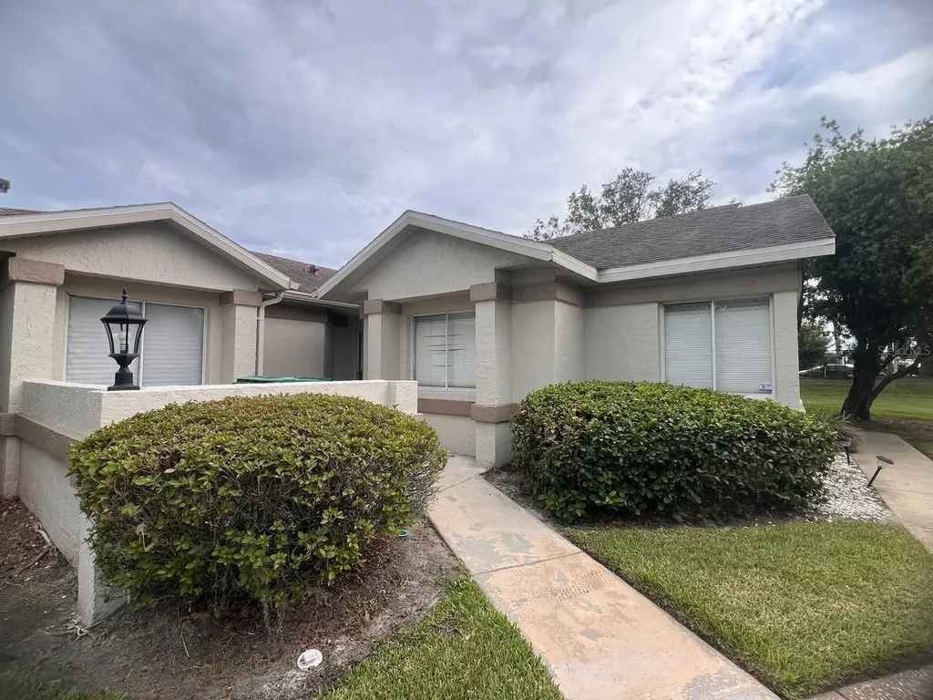 535 Azinger Circle Orlando FL 32824
