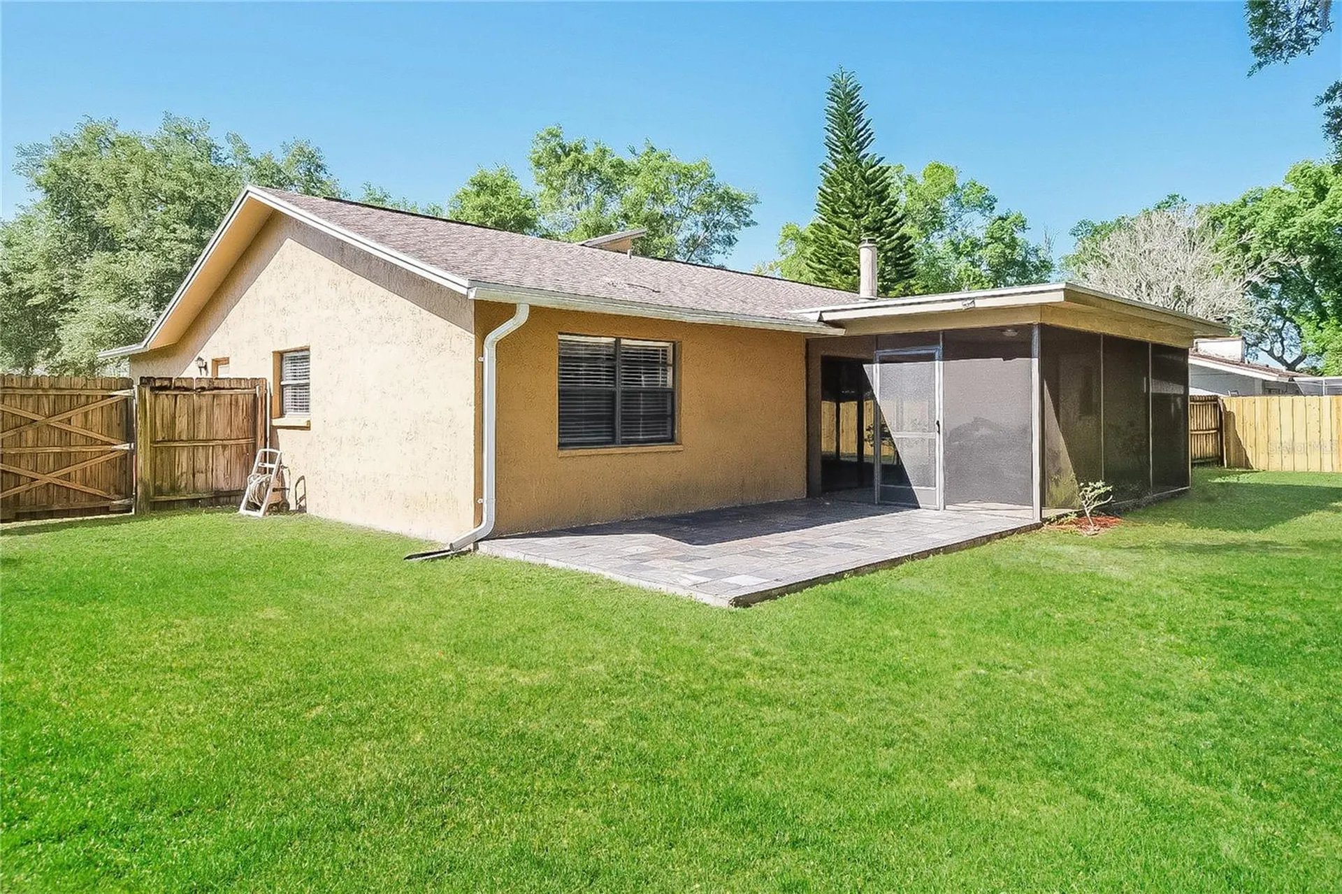 515 Sandalwood Drive Plant City FL 33563