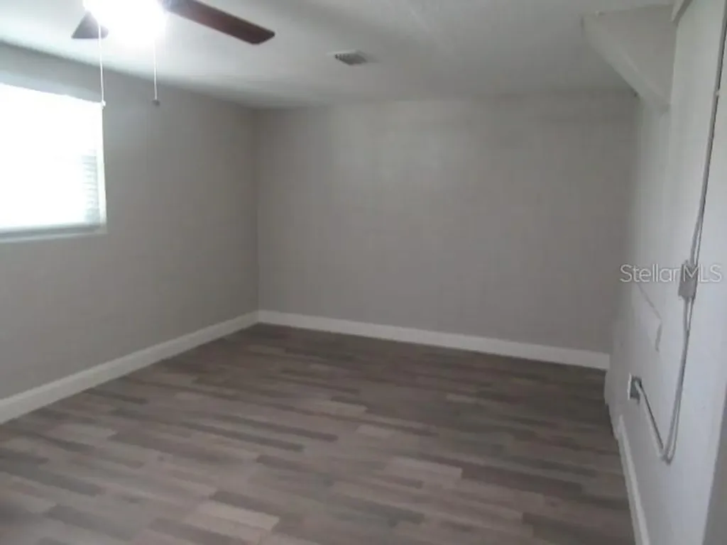 14402 13th Street Dade City FL 33523