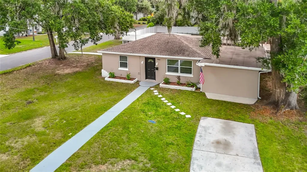 14402 13th Street Dade City FL 33523