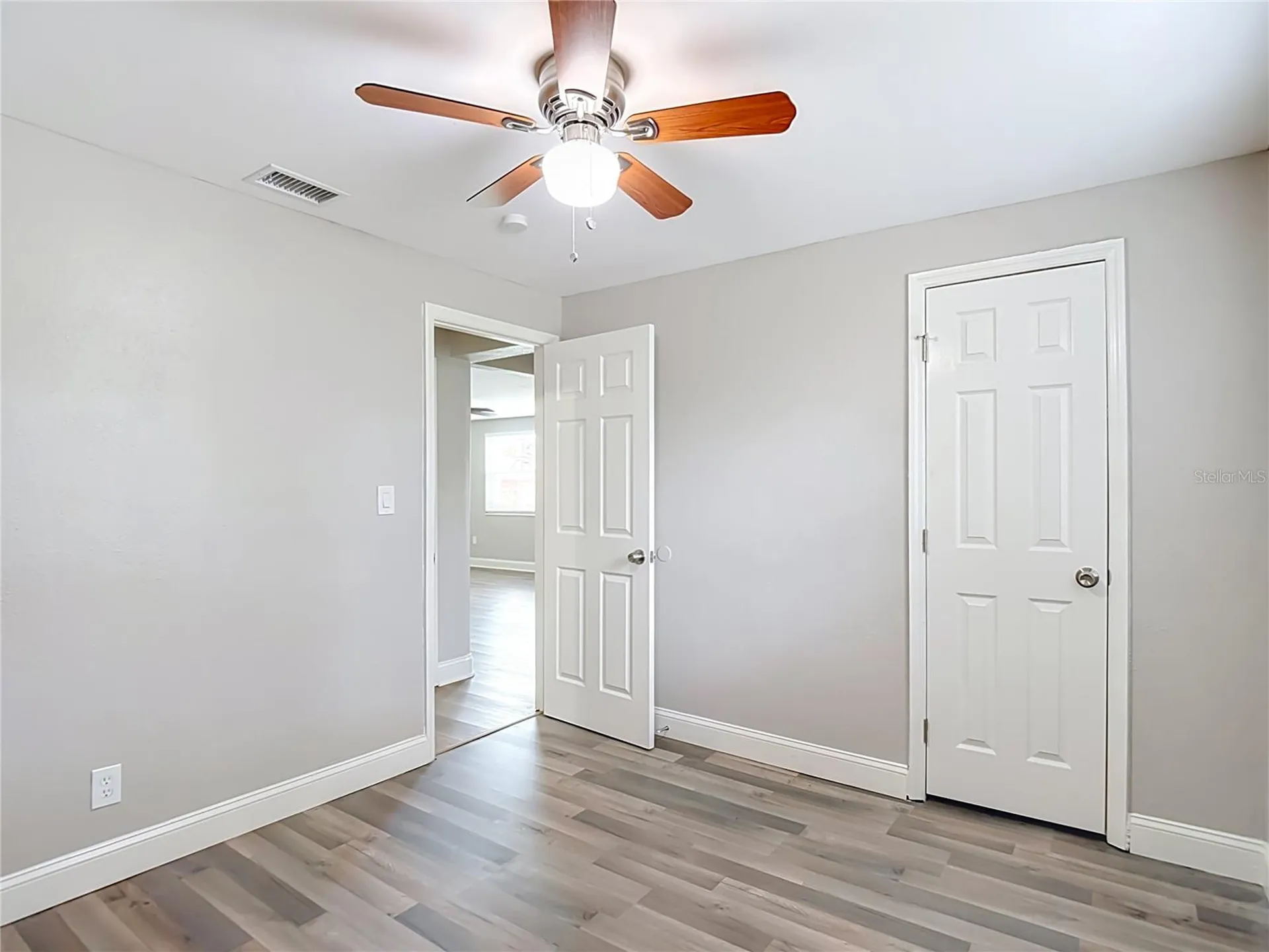 14402 13th Street Dade City FL 33523