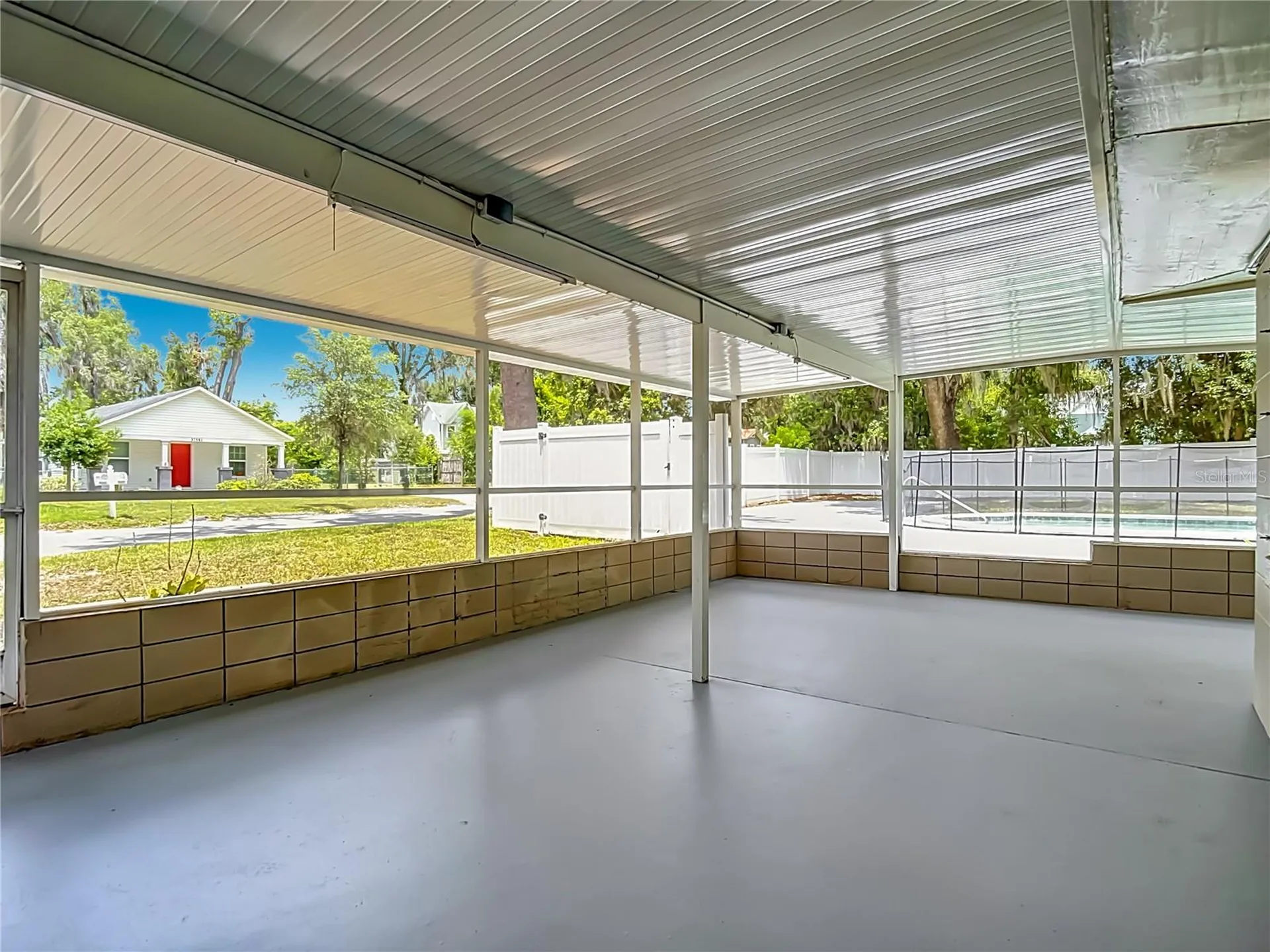 14402 13th Street Dade City FL 33523
