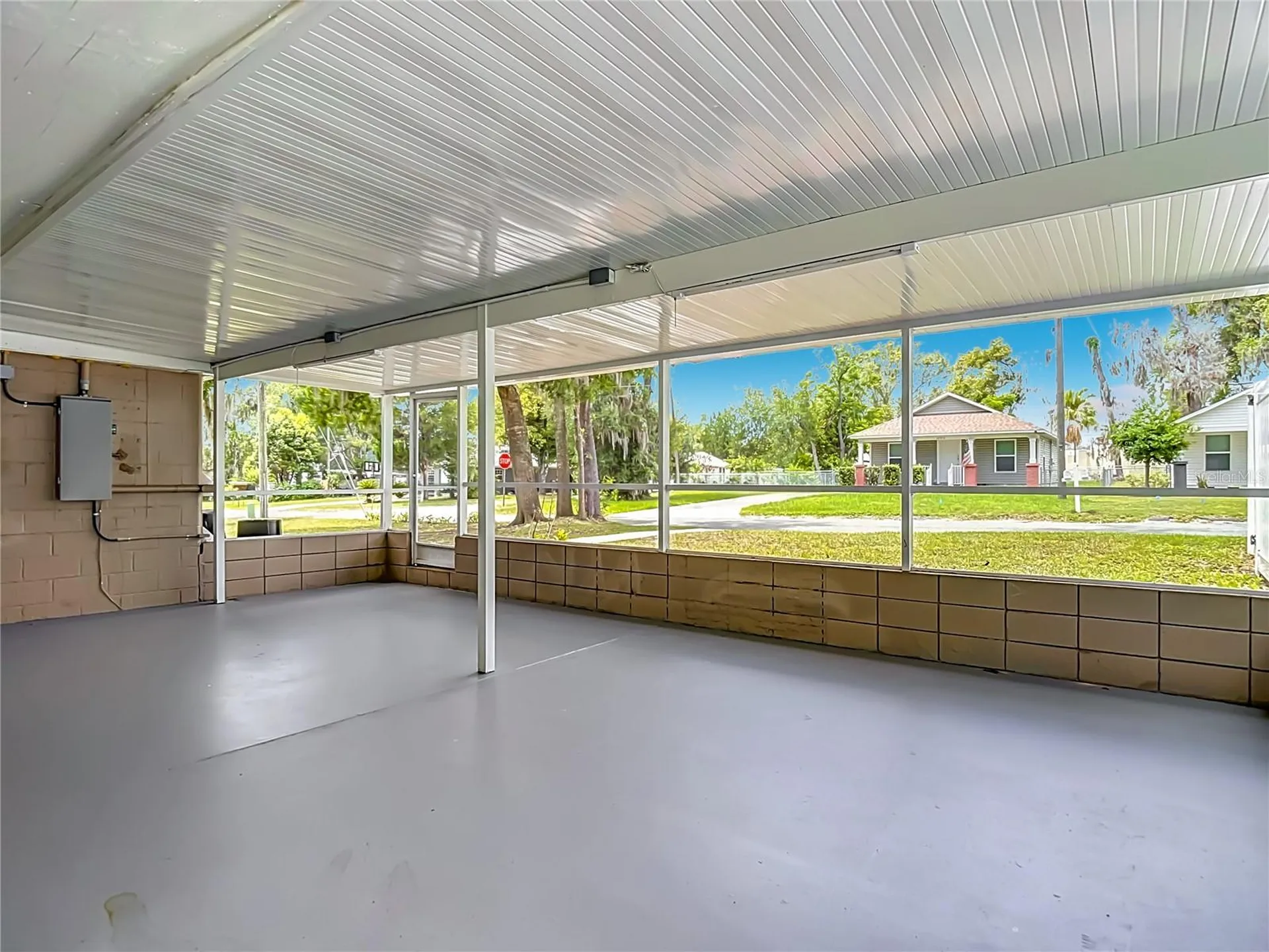 14402 13th Street Dade City FL 33523