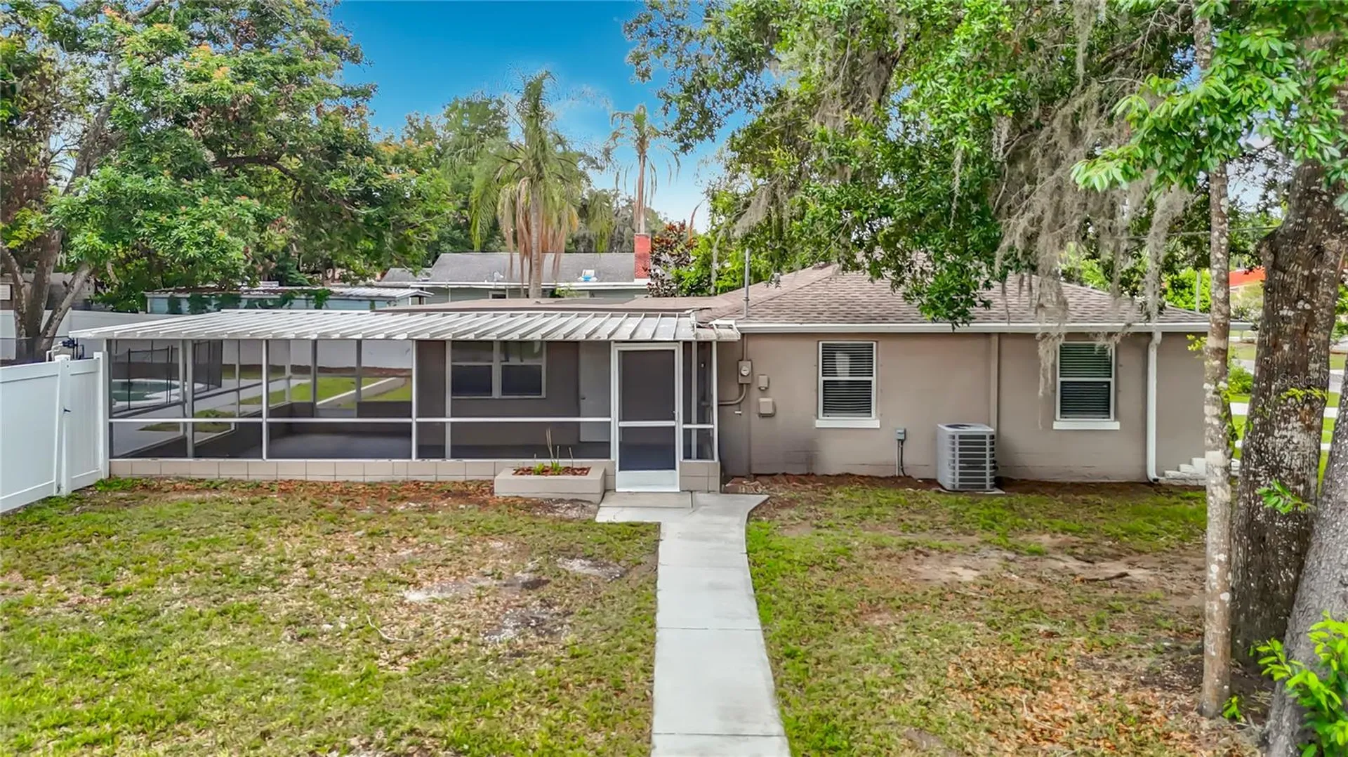 14402 13th Street Dade City FL 33523