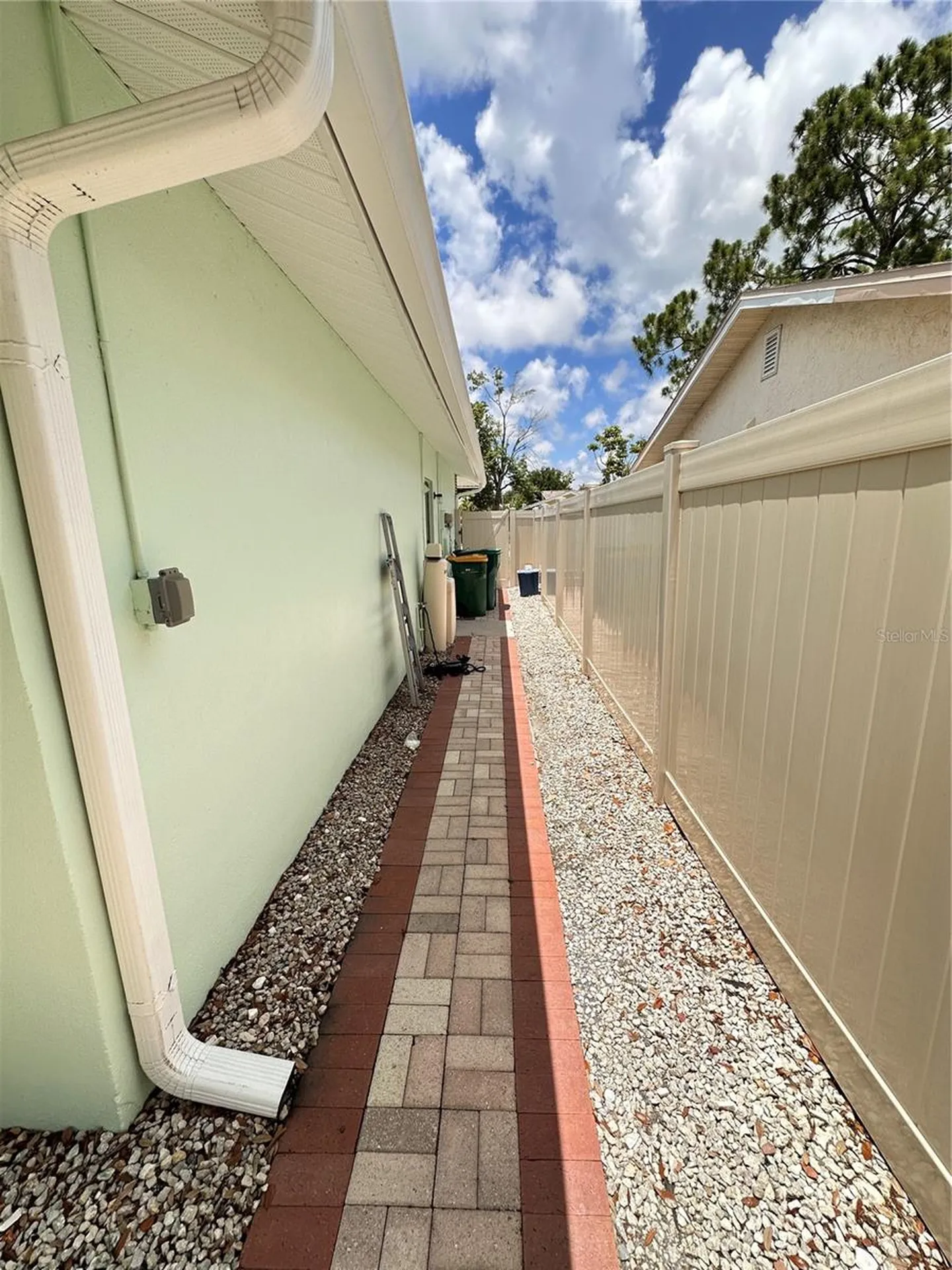 9470 Joel Drive Seminole FL 33777
