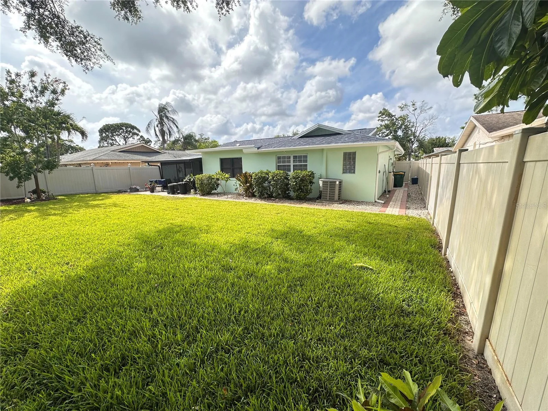 9470 Joel Drive Seminole FL 33777