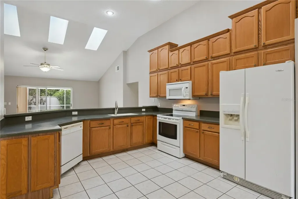 2818 Hoffman Drive Orlando FL 32837