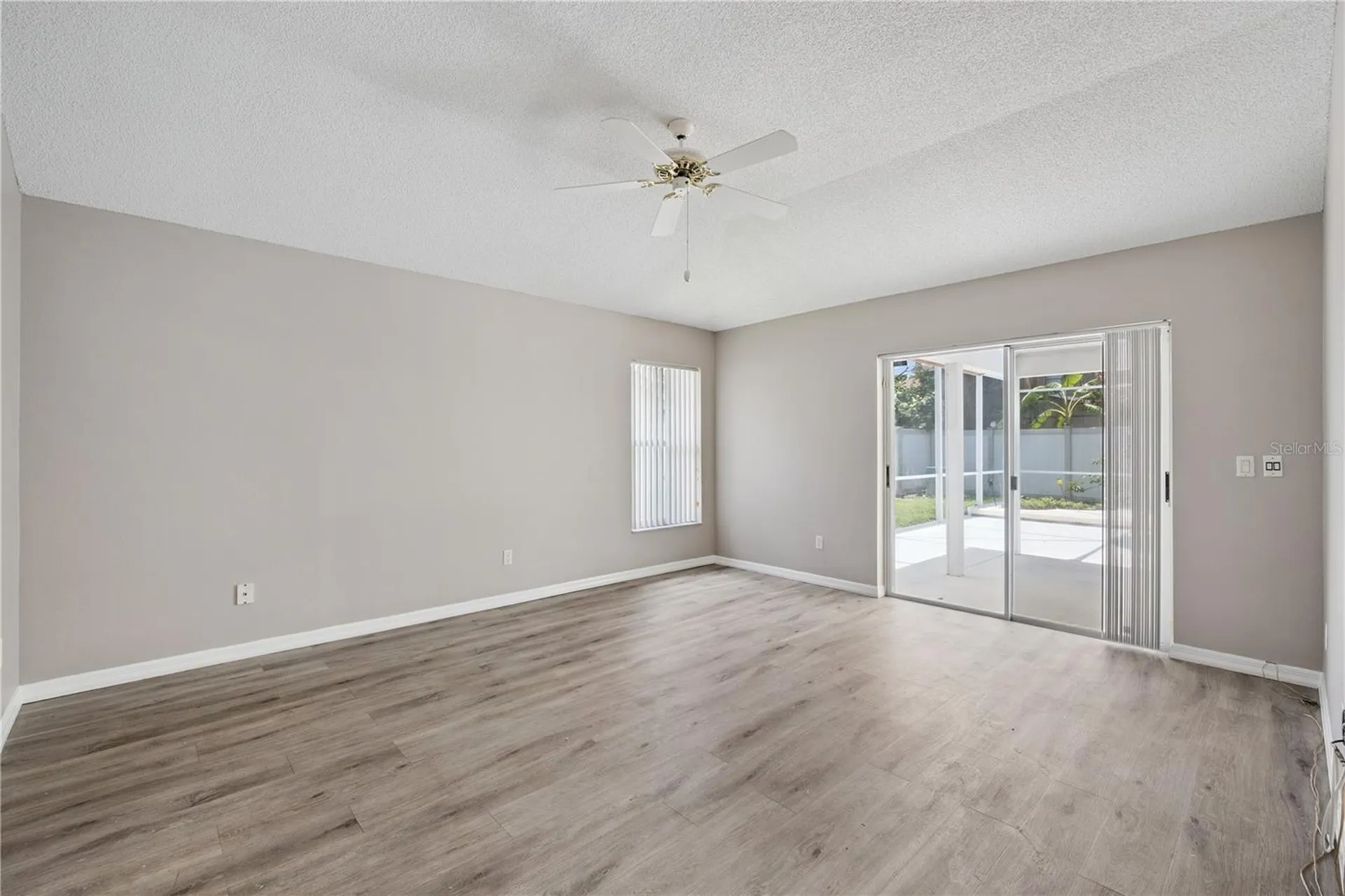 2818 Hoffman Drive Orlando FL 32837