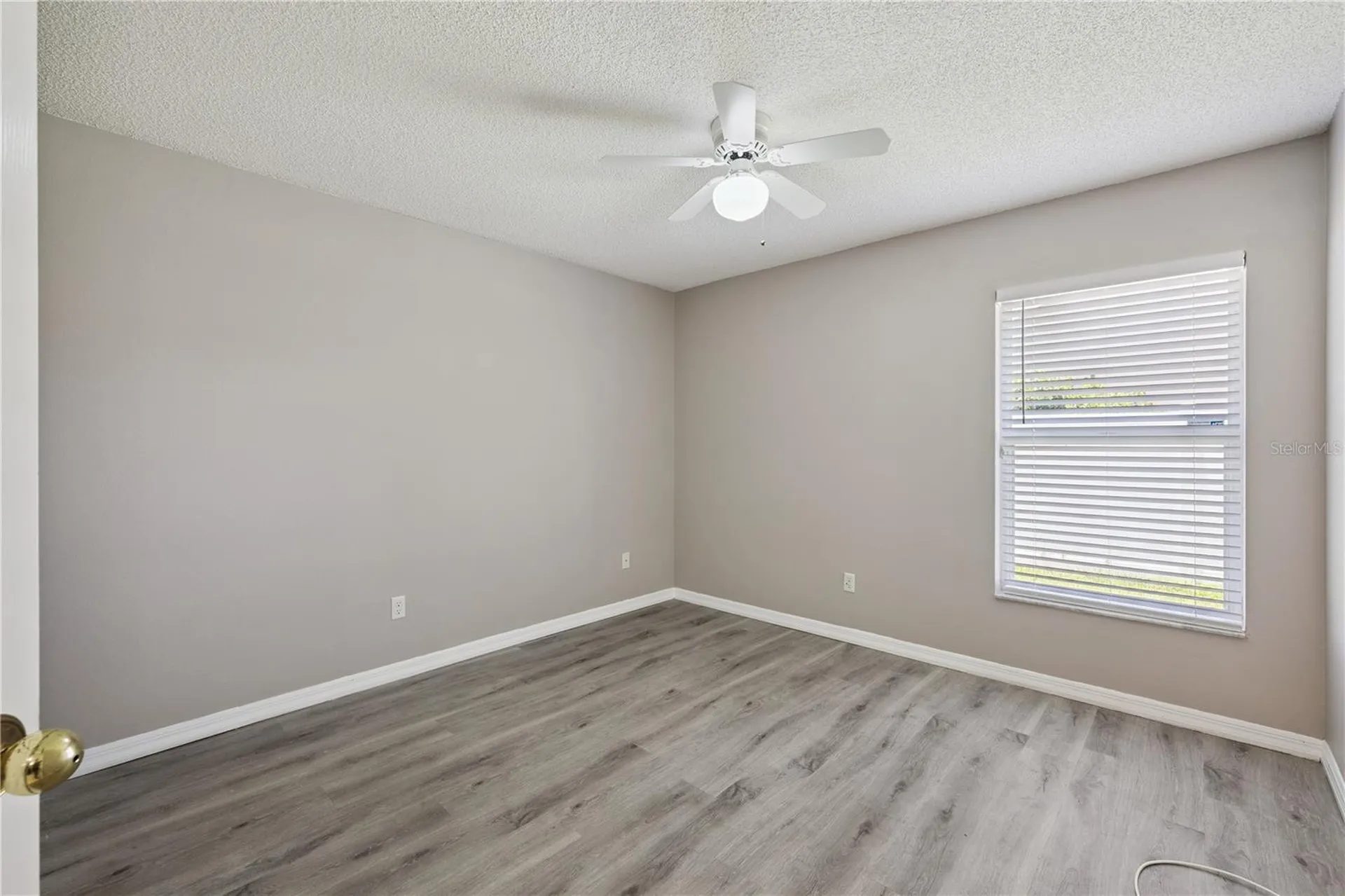 2818 Hoffman Drive Orlando FL 32837