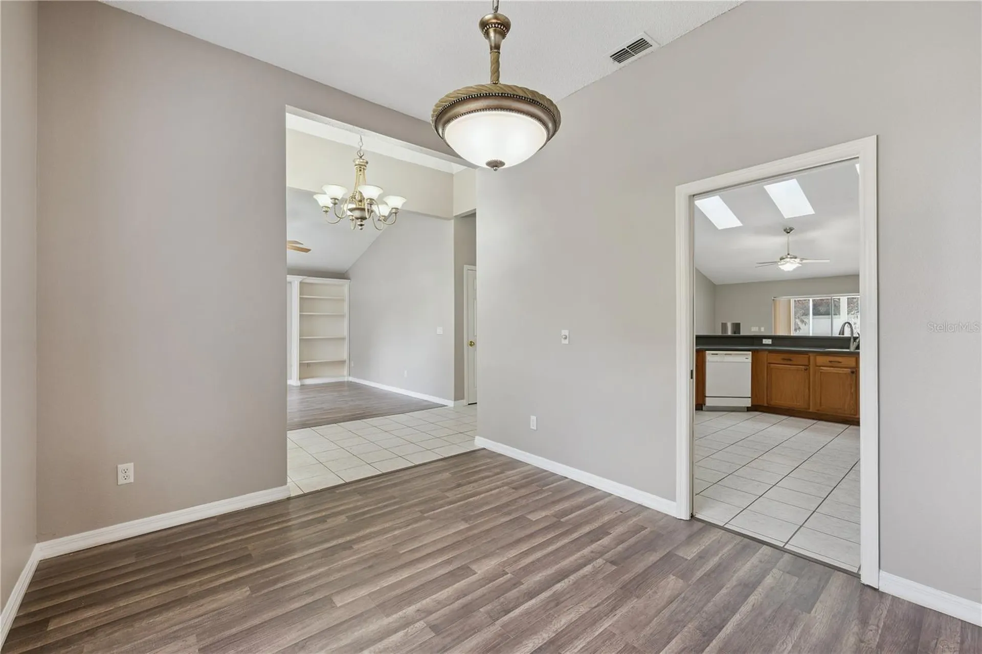 2818 Hoffman Drive Orlando FL 32837