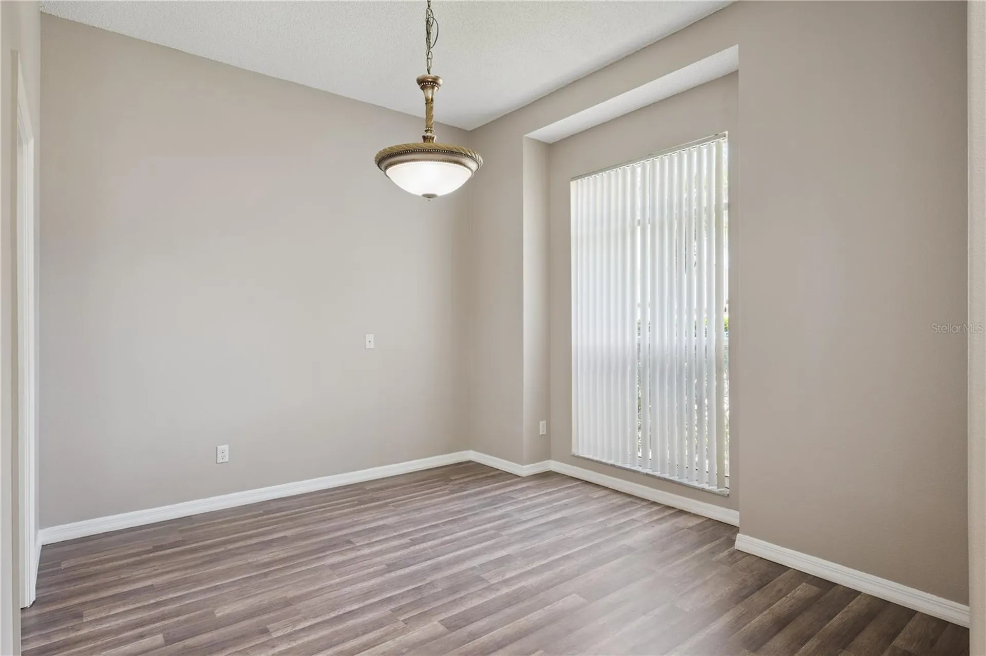2818 Hoffman Drive Orlando FL 32837