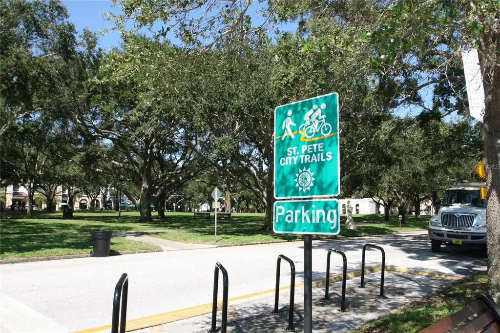 200 4th Avenue S St Petersburg FL 33701
