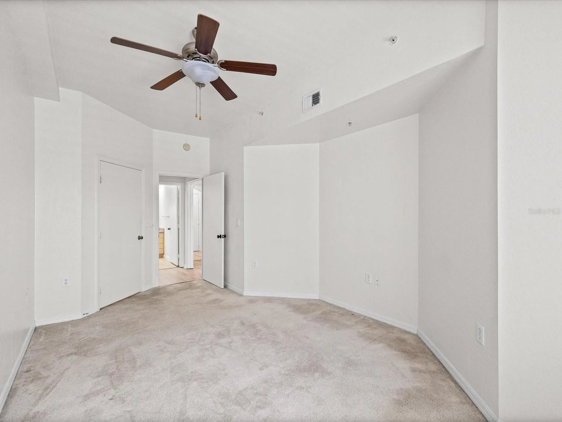 200 4th Avenue S St Petersburg FL 33701
