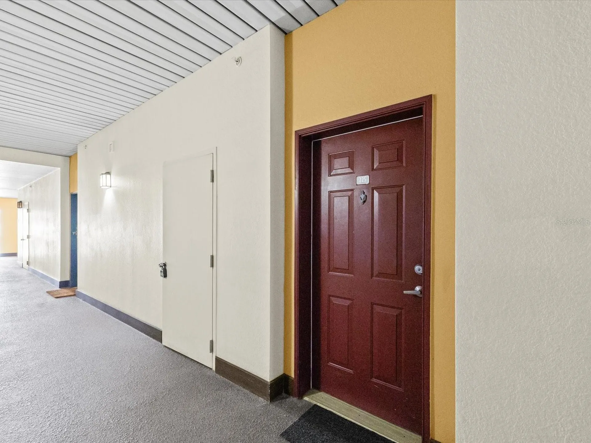 200 4th Avenue S St Petersburg FL 33701
