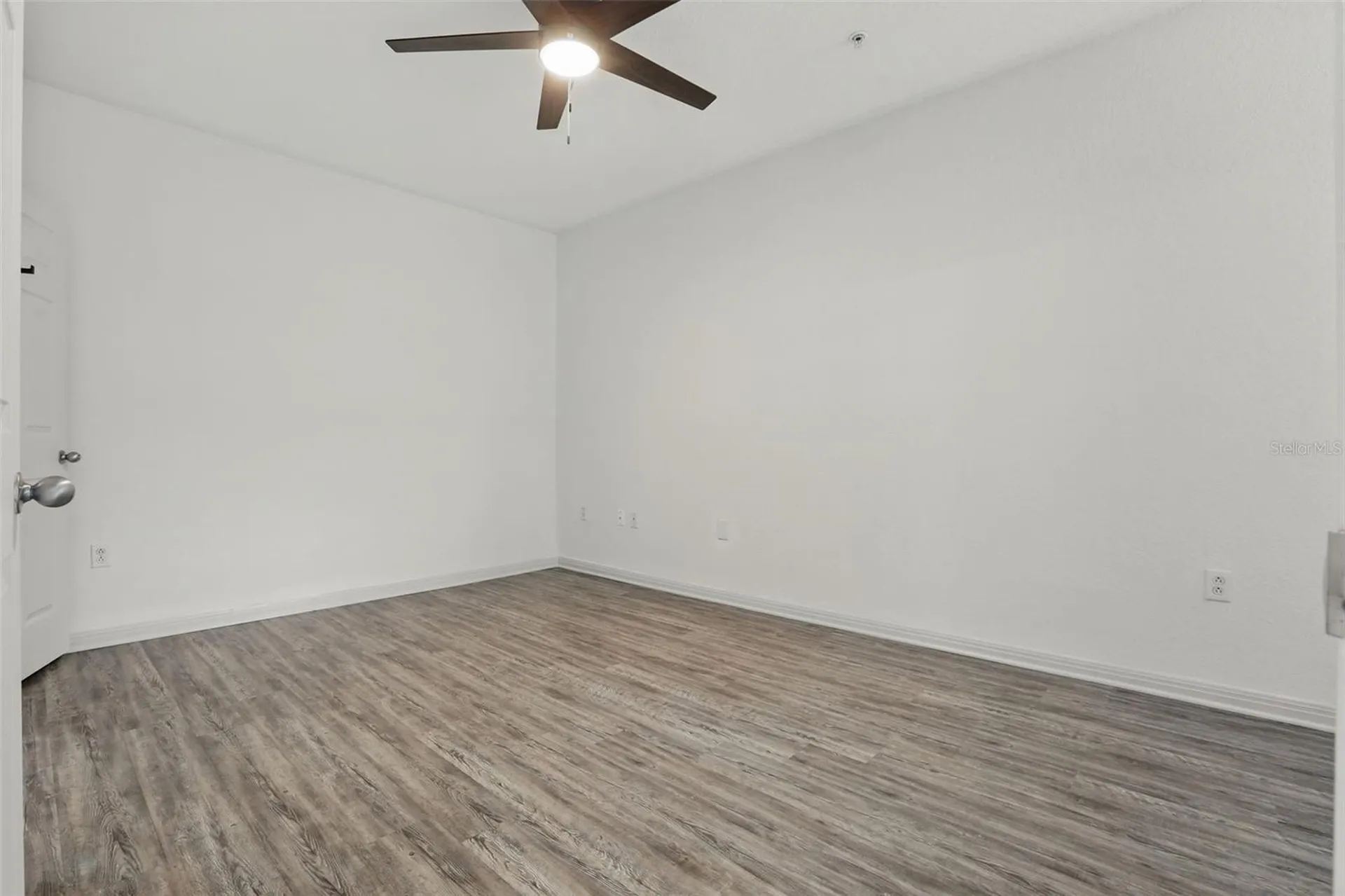 911 N Orange Avenue Orlando FL 32801