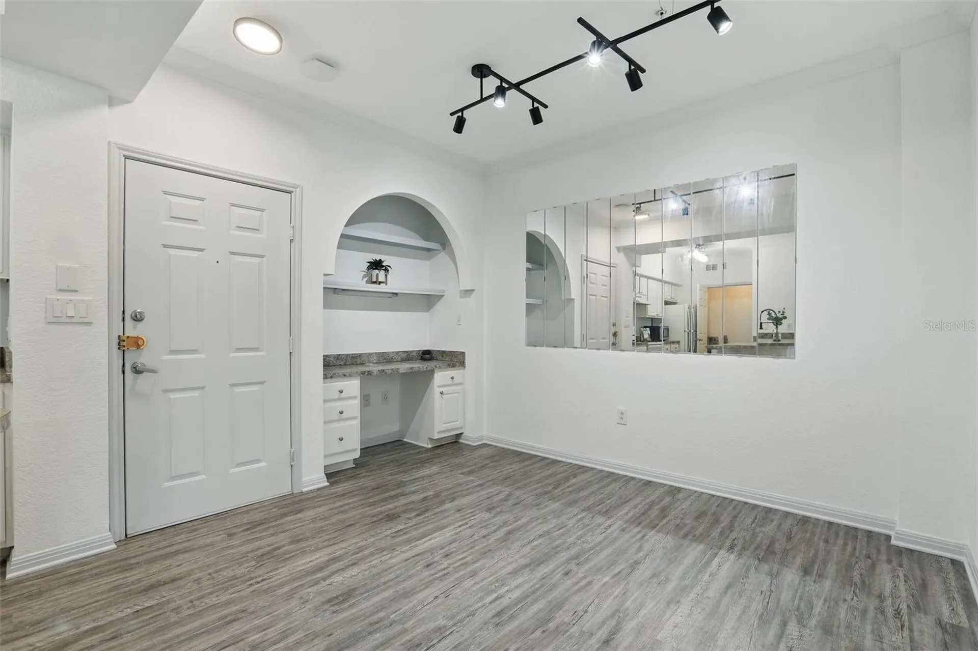 911 N Orange Avenue Orlando FL 32801