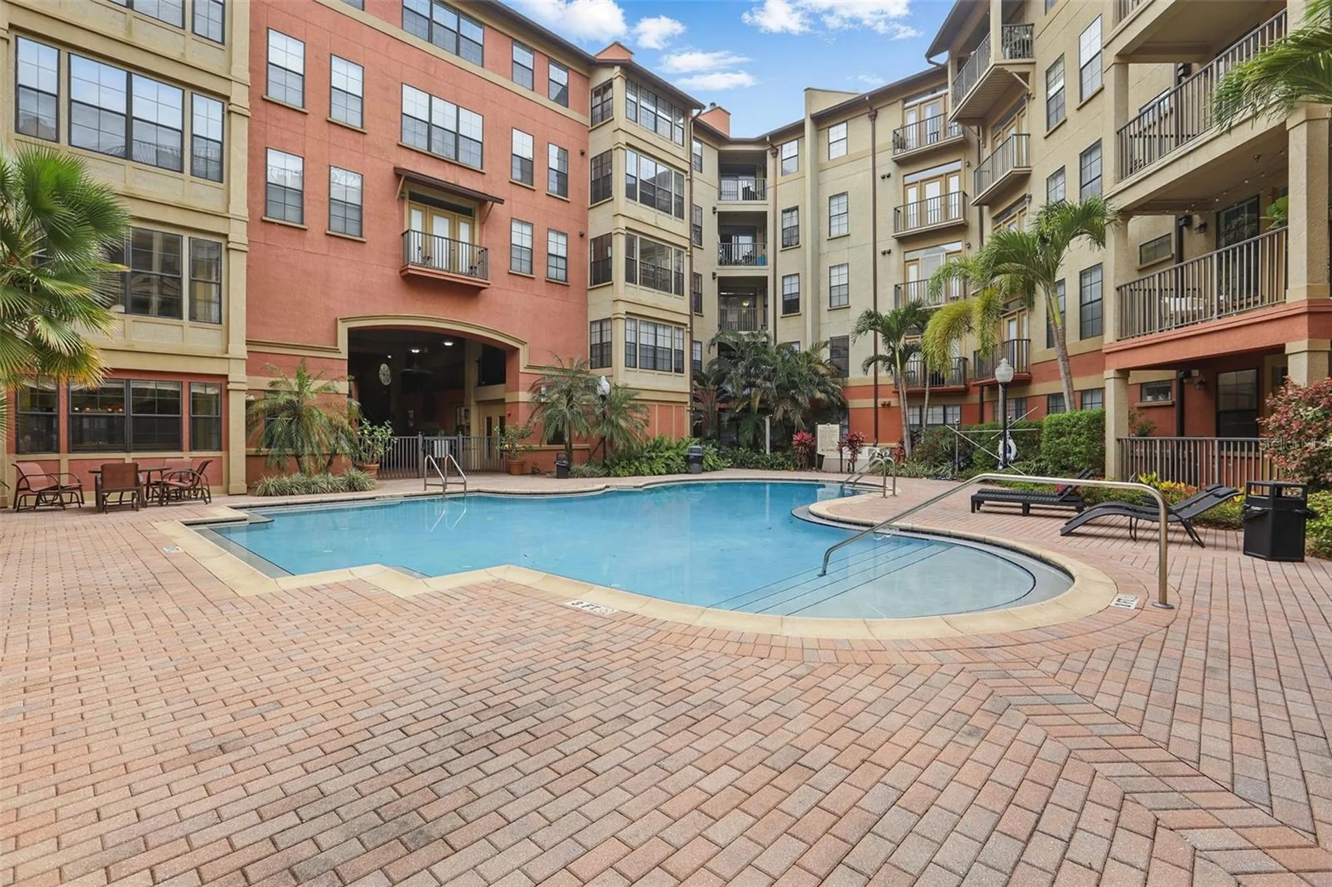 911 N Orange Avenue Orlando FL 32801