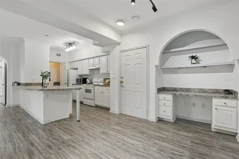 911 N Orange Avenue Orlando FL 32801