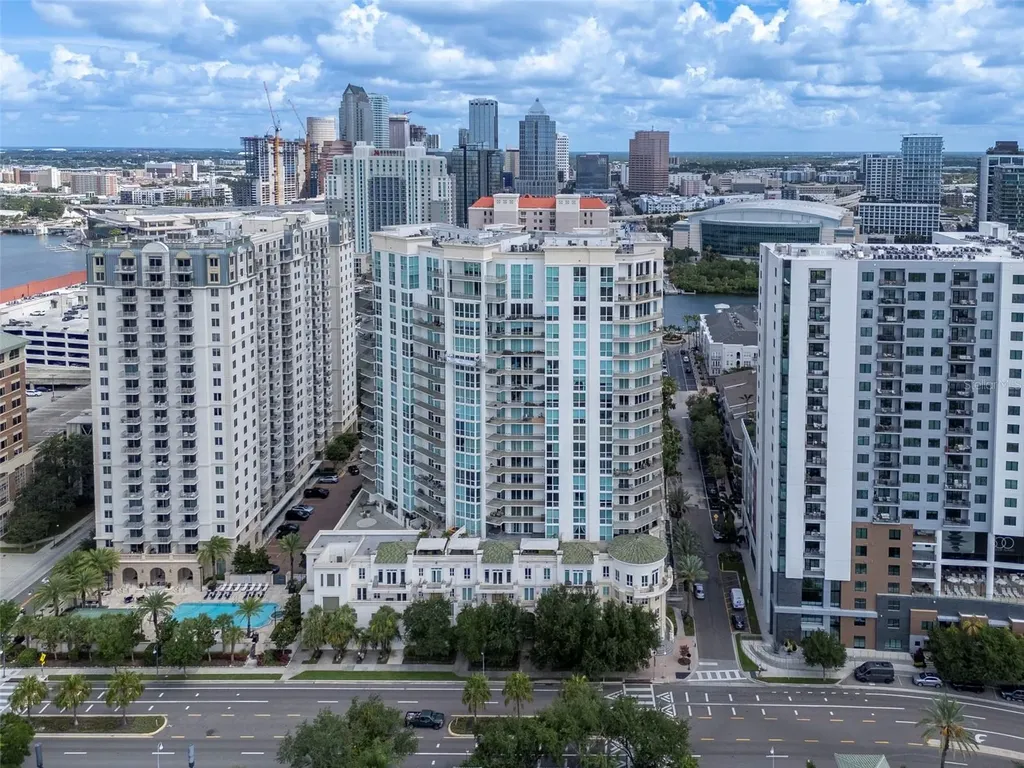 450 Knights Run Avenue Tampa FL 33602