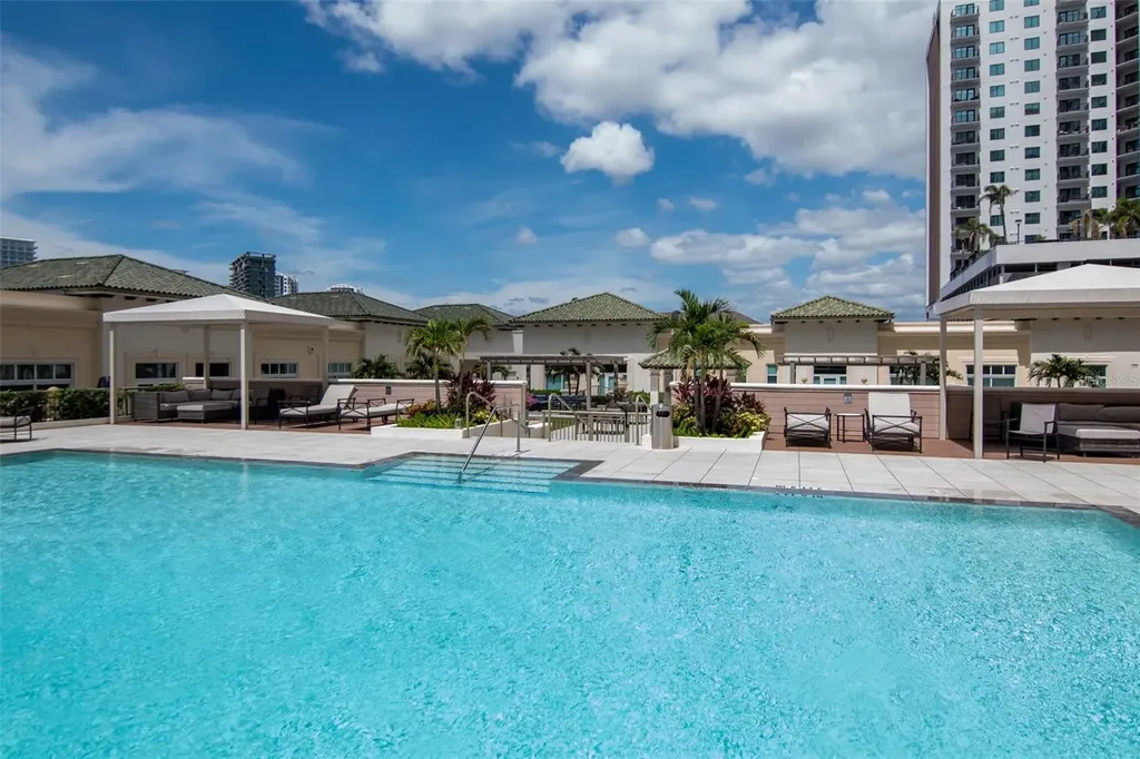 450 Knights Run Avenue Tampa FL 33602