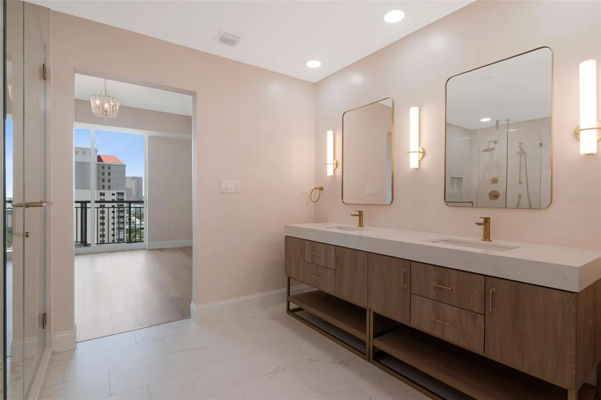 450 Knights Run Avenue Tampa FL 33602