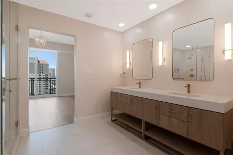 450 Knights Run Avenue Tampa FL 33602