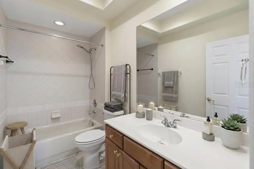 8310 Tivoli Drive Orlando FL 32836