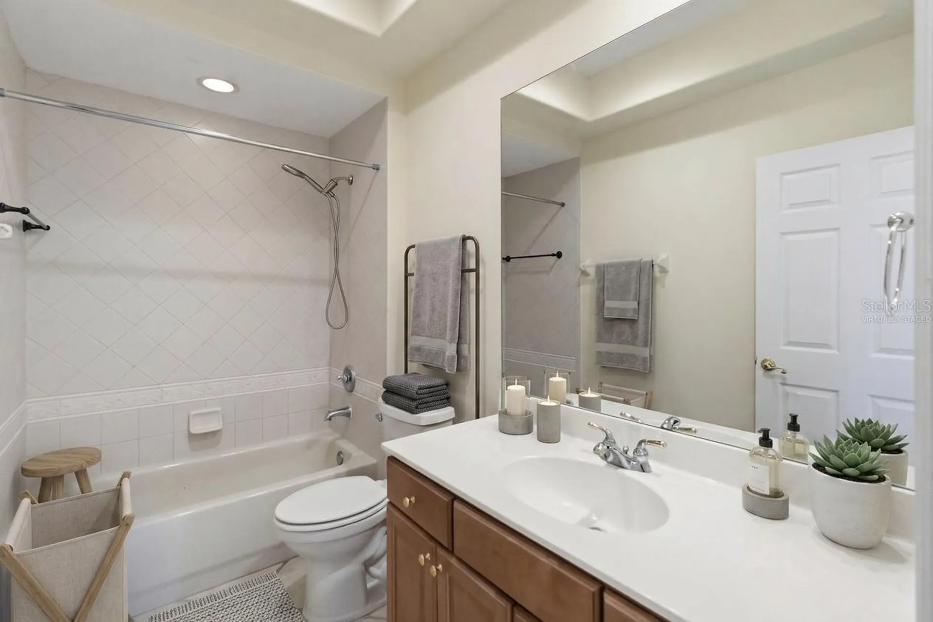 8310 Tivoli Drive Orlando FL 32836